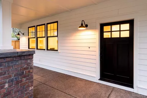 1367 NW Elgin Ave, Bend, OR 97703 photo 19