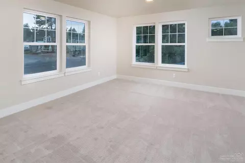 1367 NW Elgin Ave, Bend, OR 97703 photo 14