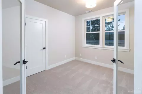 1367 NW Elgin Ave, Bend, OR 97703 photo 11