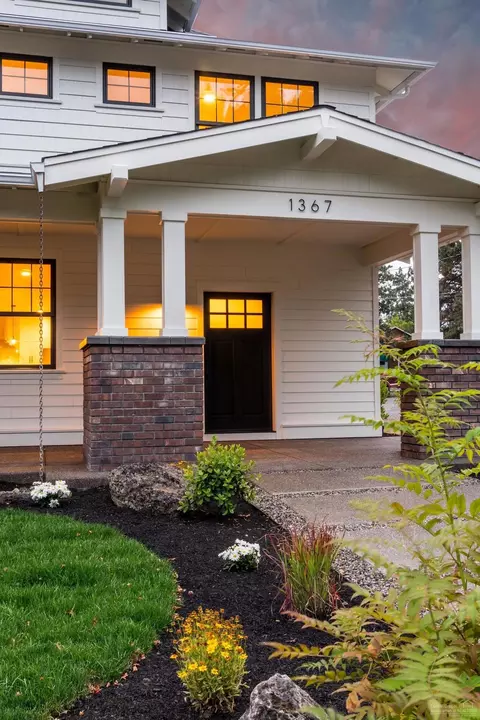 1367 NW Elgin Ave, Bend, OR 97703 photo 20