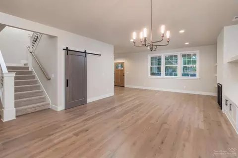 1367 NW Elgin Ave, Bend, OR 97703 photo 9