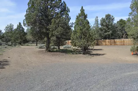 64280 Hunnell Rd, Bend, OR 97703 photo 14