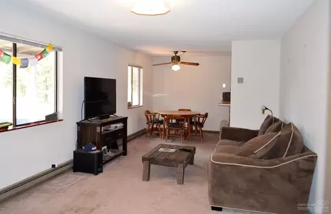 64280 Hunnell Rd, Bend, OR 97703 photo 3
