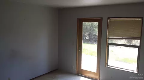 63393 Overtree Rd, Bend, OR 97701 photo 6