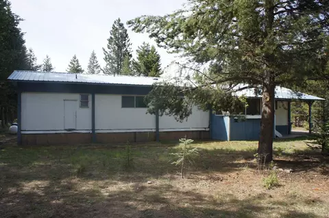 15849 Juniper Rd, La Pine, OR 97739 photo 1