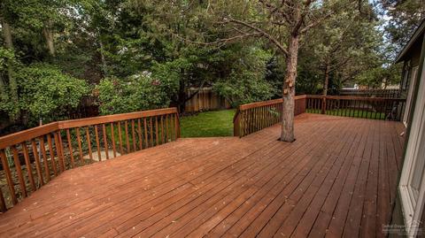 821 SE Shadowood Dr, Bend, OR 97702 photo 17