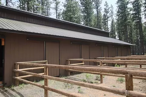 55025 Forest Ln, Bend, OR 97707 photo 7