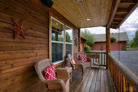 22574 Calgary Dr, Bend, OR 97702 photo 4