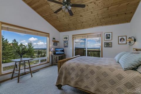 22574 Calgary Dr, Bend, OR 97702 photo 9