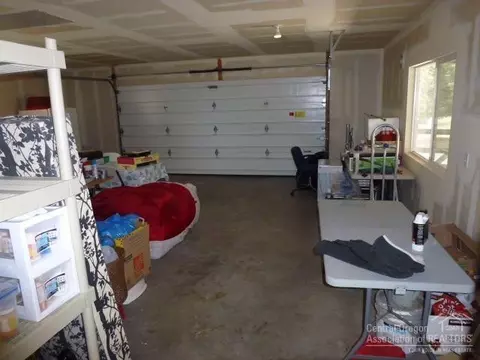 64825 Mcgrath Rd, Bend, OR 97701 photo 24