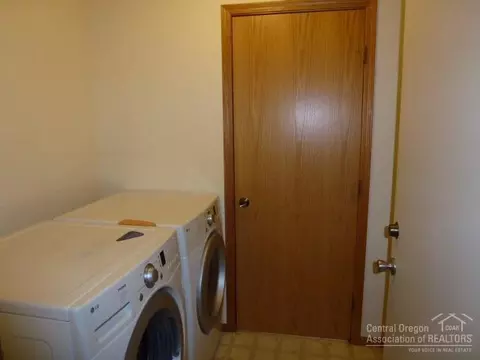 64825 Mcgrath Rd, Bend, OR 97701 photo 12