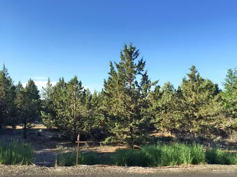 21449 Keyte Ln, Bend, OR 97701 photo 1