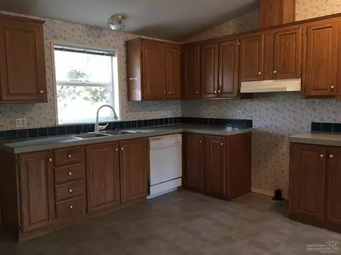 3394 SE Umatilla Loop, Prineville, OR 97754 photo 3