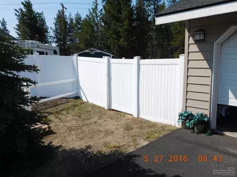 51411 Mac Ct, La Pine, OR 97739 photo 2