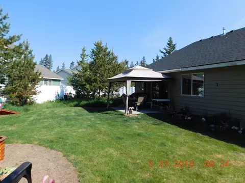 51411 Mac Ct, La Pine, OR 97739 photo 3