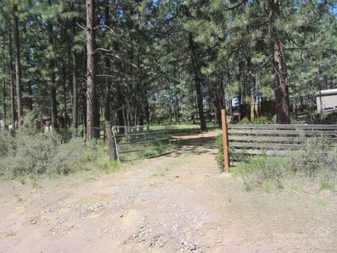 60000 Cinder Butte Rd, Bend, OR 97702 photo 16