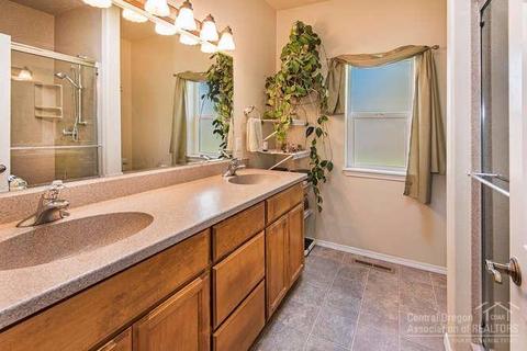 65417 73rd St, Bend, OR 97703 photo 8