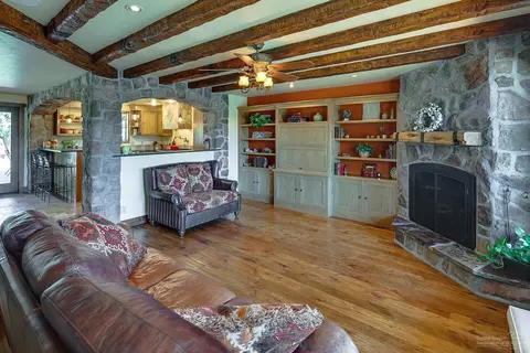 64696 Mcgrath Rd, Bend, OR 97701 photo 7