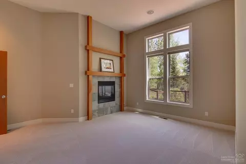 61830 Fall Creek Loop, Bend, OR 97702 photo 13