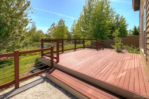 61830 Fall Creek Loop, Bend, OR 97702 photo 21