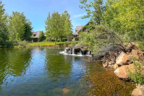61830 Fall Creek Loop, Bend, OR 97702 photo 23