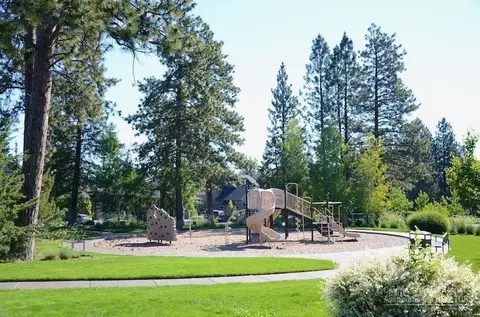 19670 Harvard Pl, Bend, OR 97702 photo 8