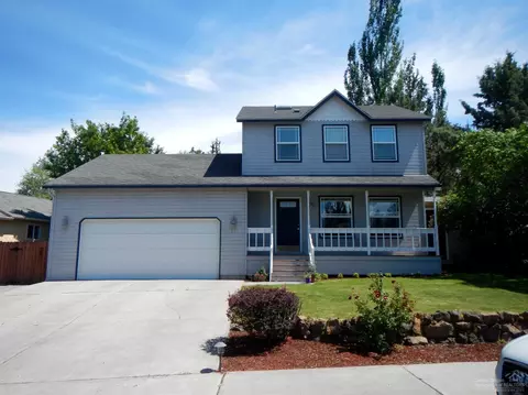 2856 NE Ocker Dr, Bend, OR 97701 photo 2