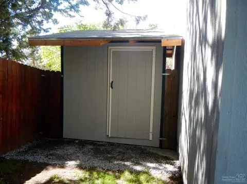 2856 NE Ocker Dr, Bend, OR 97701 photo 23