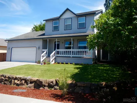 2856 NE Ocker Dr, Bend, OR 97701 photo 1