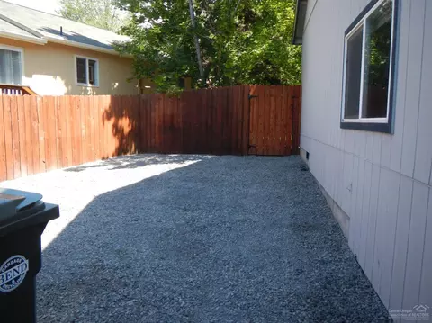 2856 NE Ocker Dr, Bend, OR 97701 photo 24