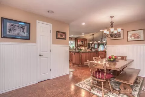 61106 Rustic Ln, Bend, OR 97702 photo 13