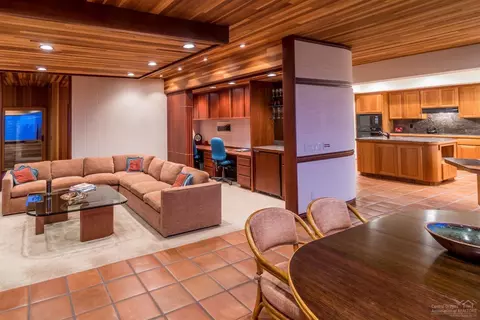 3189 NW Starview Dr, Bend, OR 97703 photo 5