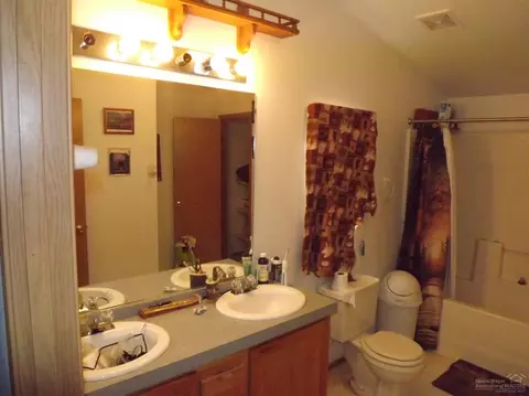 15550 Liberty Rd, La Pine, OR 97739 photo 10