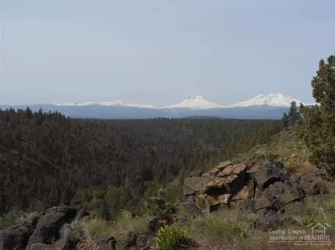 17241 Mountain View Rd, Sisters, OR 97759 photo 1