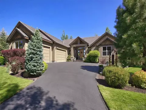 19196 Green Lakes Loop, Bend, OR 97702 photo 2