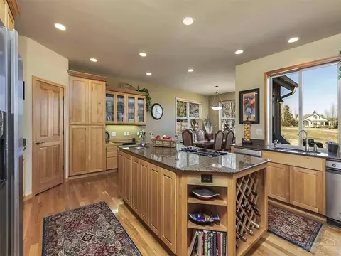 19196 Green Lakes Loop, Bend, OR 97702 photo 5