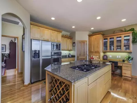 19196 Green Lakes Loop, Bend, OR 97702 photo 6