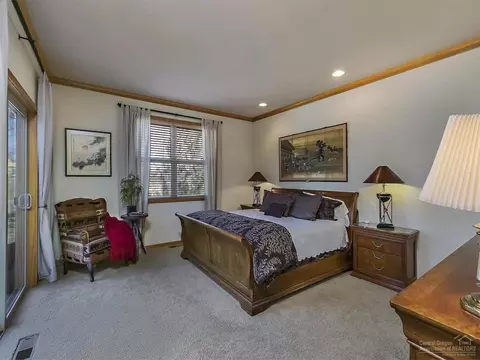 19196 Green Lakes Loop, Bend, OR 97702 photo 8
