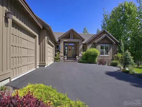 19196 Green Lakes Loop, Bend, OR 97702 photo 19