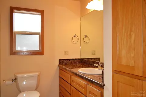 20883 Hereford Ave, Bend, OR 97703 photo 7