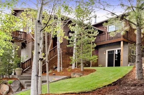 19341 Brookside Way, Bend, OR 97702 photo 1