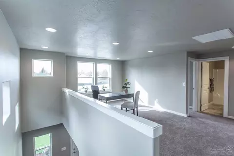 63044 NE Amherst Pl, Bend, OR 97701 photo 12