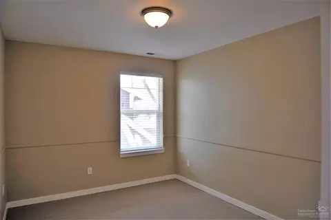 21292 Beall Dr, Bend, OR 97701 photo 13