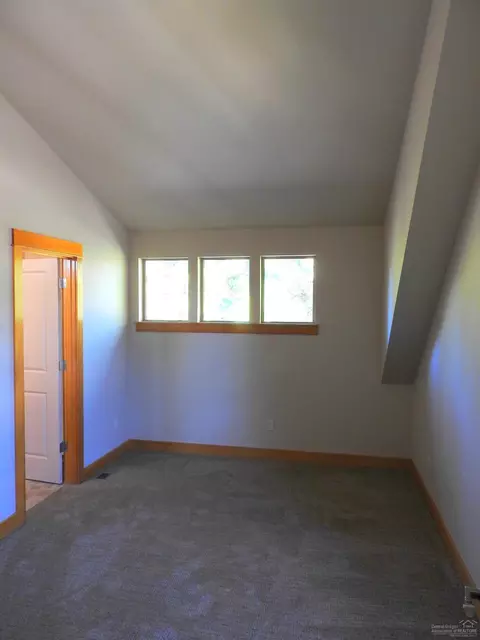 2328 NW High Lakes Loop, Bend, OR 97701 photo 19