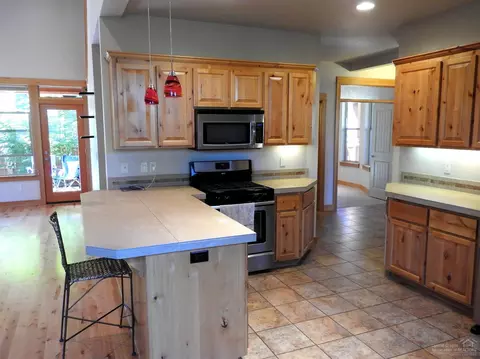 2328 NW High Lakes Loop, Bend, OR 97701 photo 9
