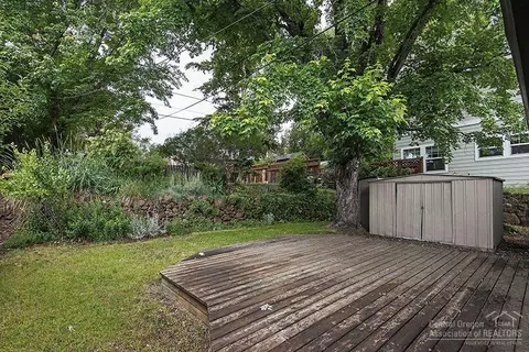 1665 NW 4th St, Bend, OR 97703 photo 10