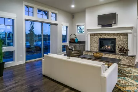19325 Alianna Loop, Bend, OR 97702 photo 20