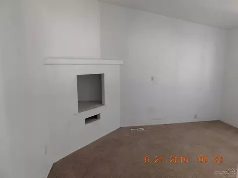 15520 Emerald Dr, La Pine, OR 97739 photo 13
