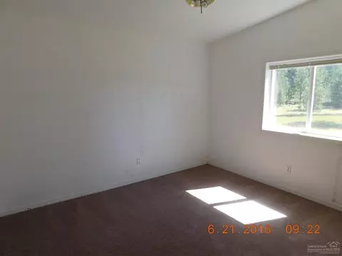 15520 Emerald Dr, La Pine, OR 97739 photo 19