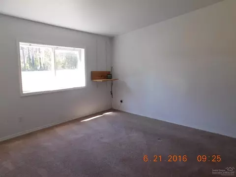 15520 Emerald Dr, La Pine, OR 97739 photo 20